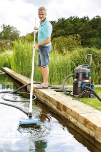 OASE PondoVac 5 - L'aspirateur de bassins et piscines pour utilisateurs exigeants