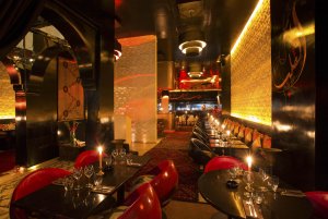 Un dîner specatcle nul part ailleurs à Marrakech