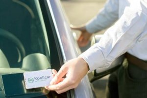 Les boîtiers d'autopartage Koolicar installés gratuitement dans les centres-auto Feu Vert