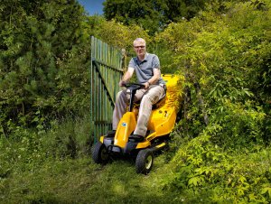  Autoportée CC 1024 KHN et Minirider CC 114 TA - La tonte confort signée Cub Cadet 